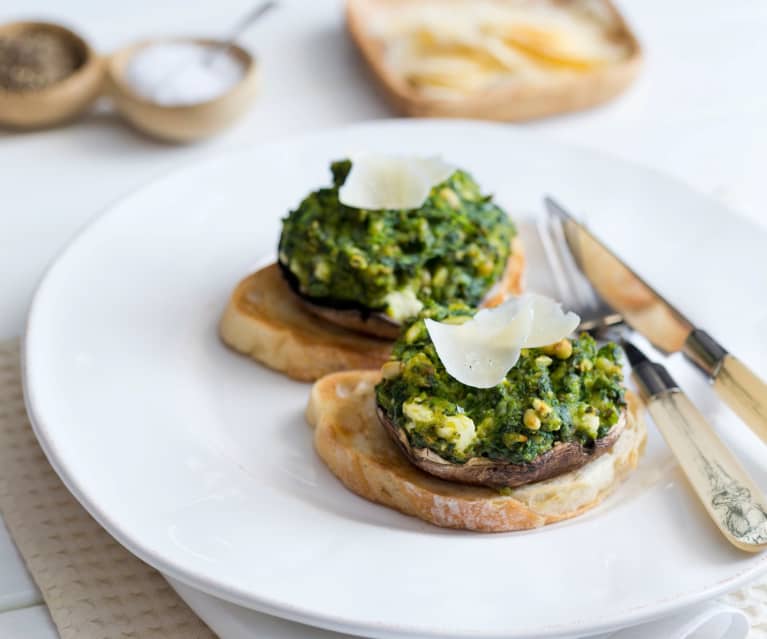 Baked spinach and feta mushrooms