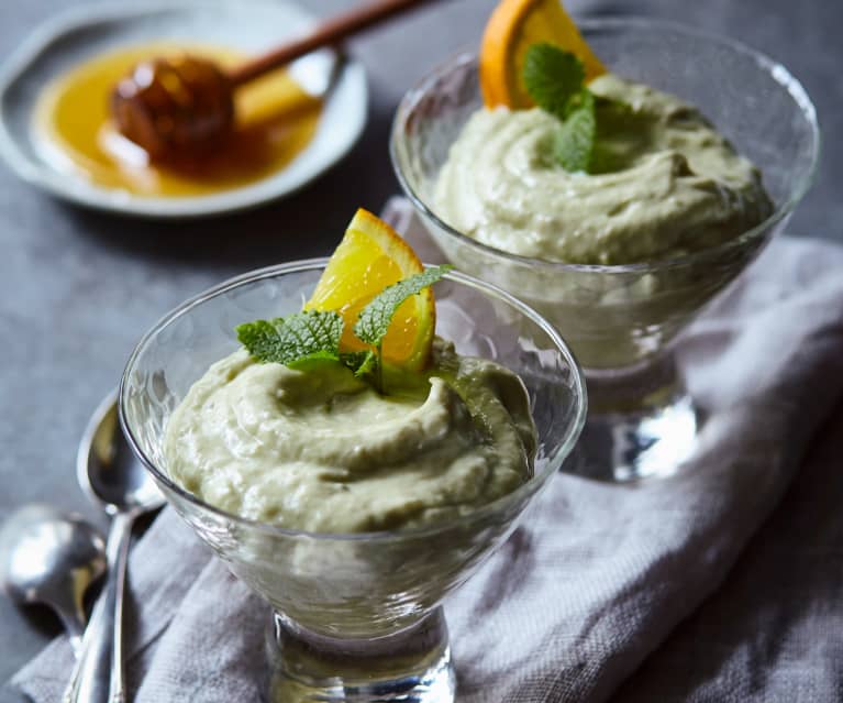 Avocado-Orangen-Bananen-Quark mit Honig