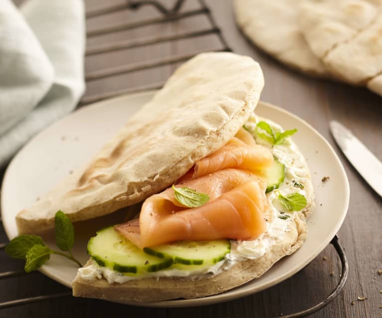 Pain polaire et tartinade au saumon fumé