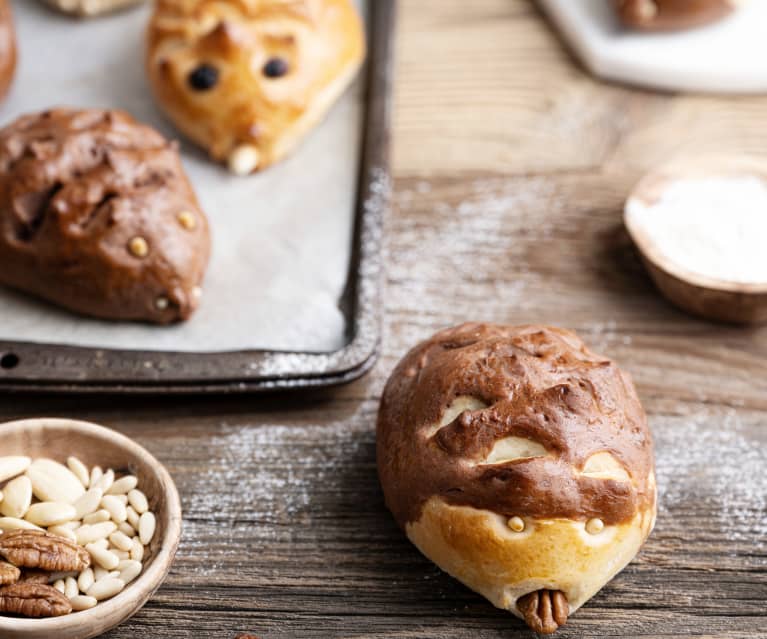 Hedgehog chocolate buns