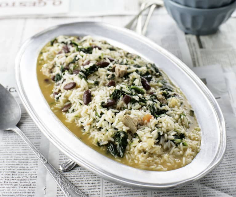 Estufado de Feijão e Espinafres com Ovos Receita por Ana Clarisse