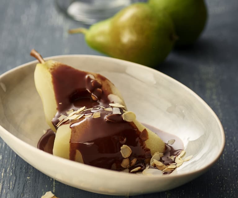 Steamed pears with chocolate cardamom sauce