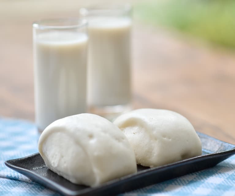 Quick Steamed Buns (Mantao)