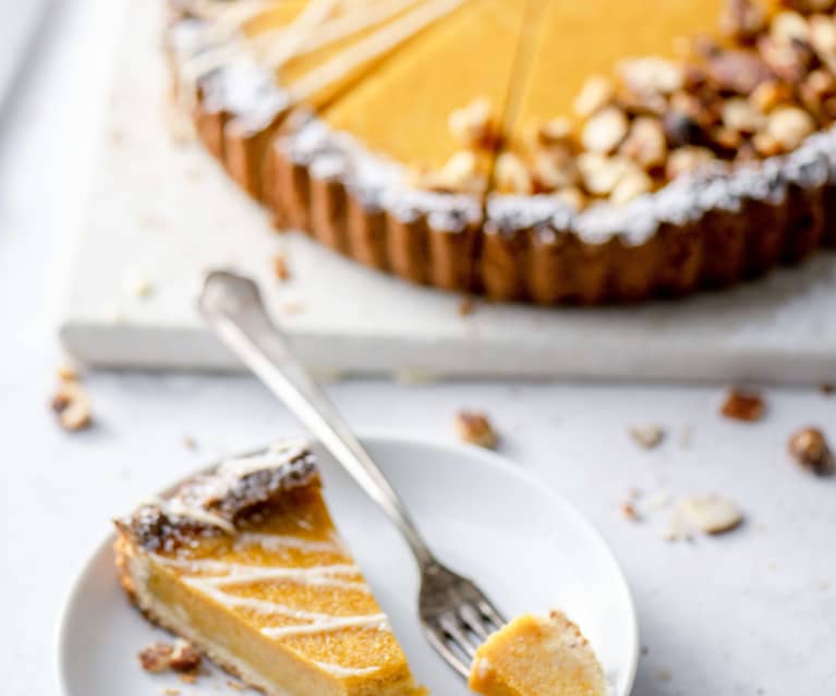 Tarte de abóbora com chocolate branco e noz sem glúten