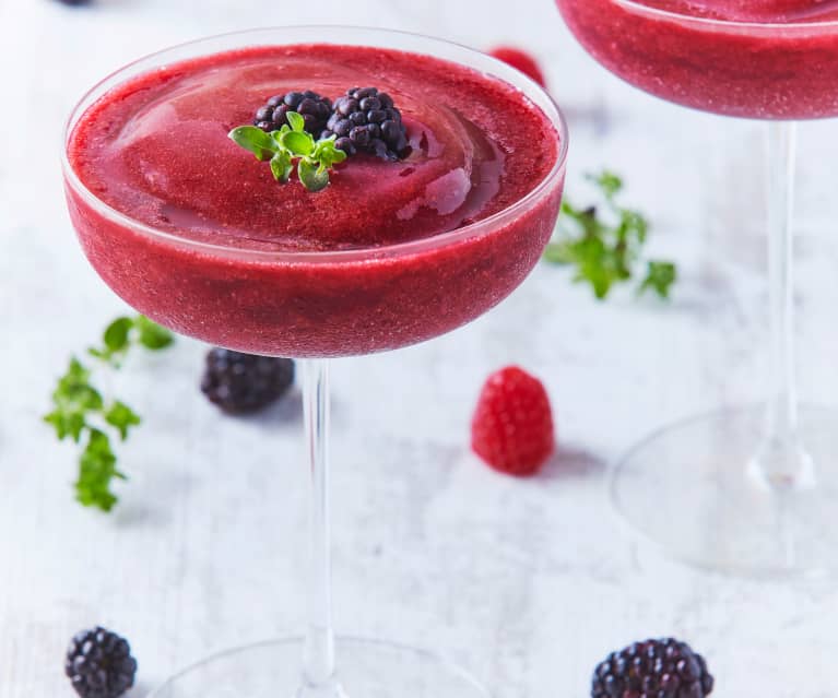 Daiquiri de frutos rojos TM6 - Cookidoo® – la plataforma de recetas oficial  de Thermomix®