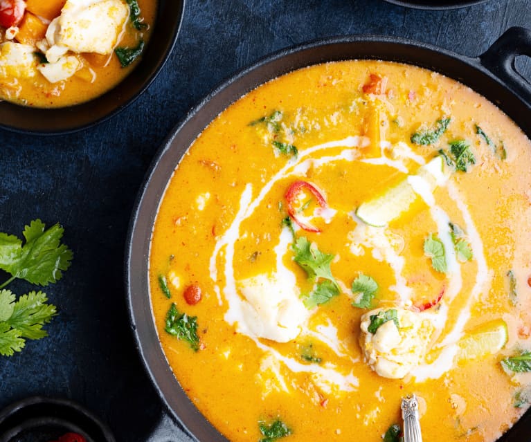 Soupe de poisson au lait de coco avec patates douces