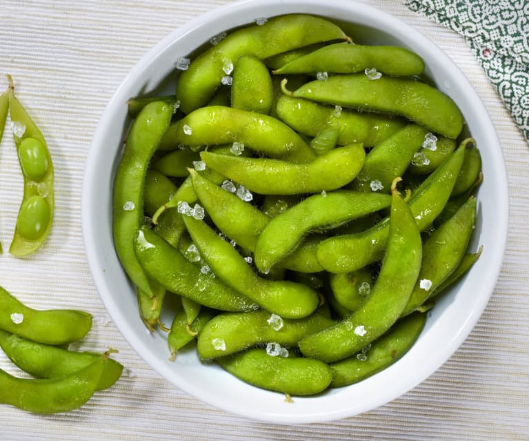 Baccelli di soia al vapore (Edamame)