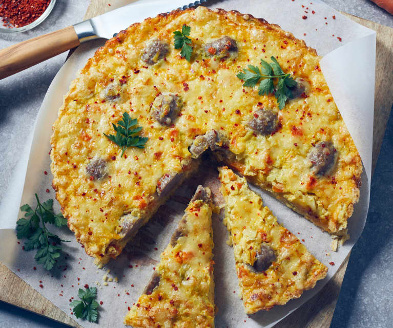 Spitzkohlquiche mit Bratwurstbällchen