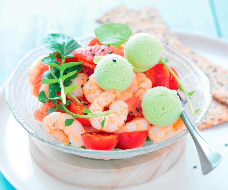 Salade pamplemousse-crevettes, glace au wasabi