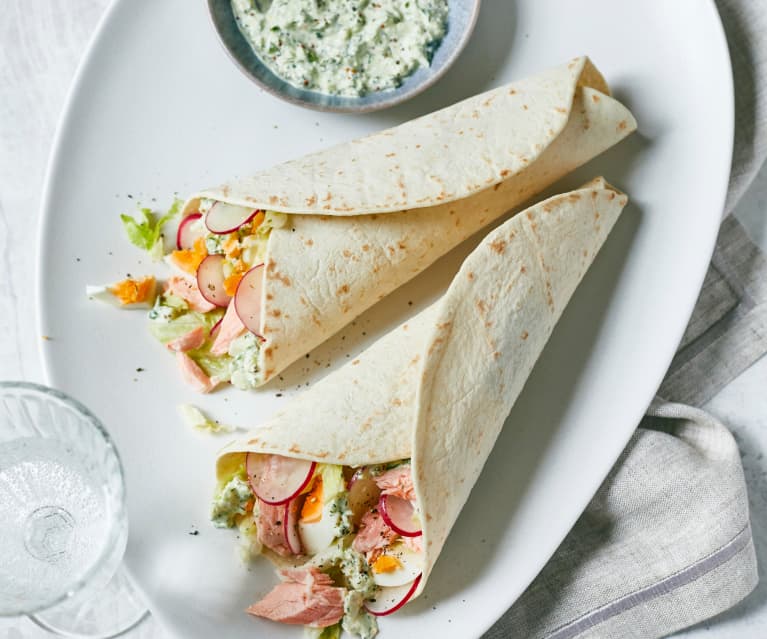 Lachs-Ei-Wraps mit Senfcreme