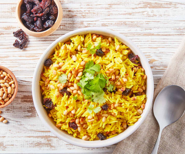 Riz basmati au curcuma et aux raisins de Corinthe