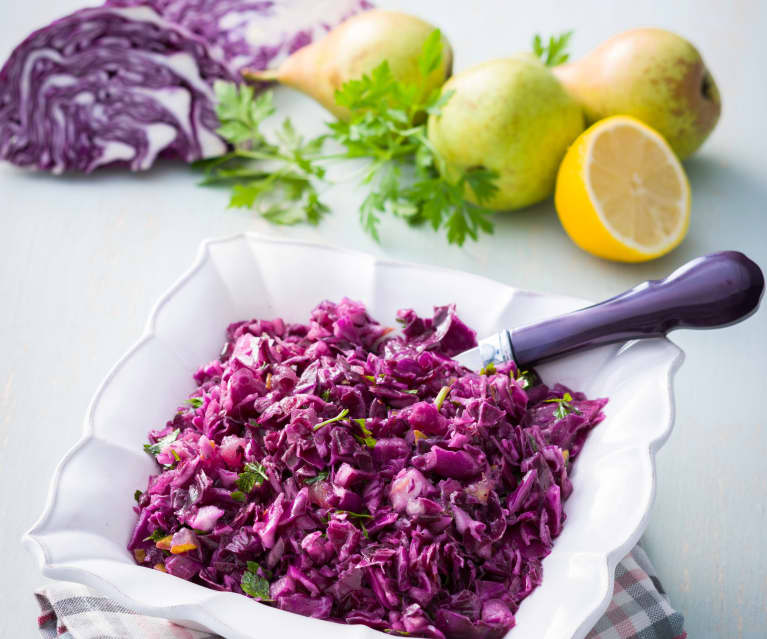 Ensalada de lombarda y pera