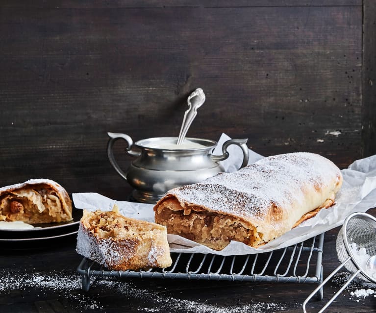 Strudel aux pommes et sauce vanille 