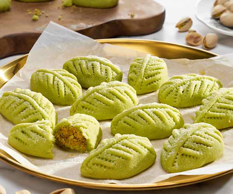 Pistachio Filled Eid Cookies