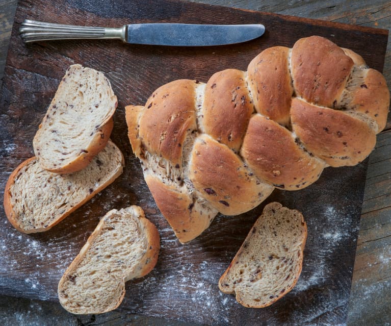 Treccia di pane alle olive