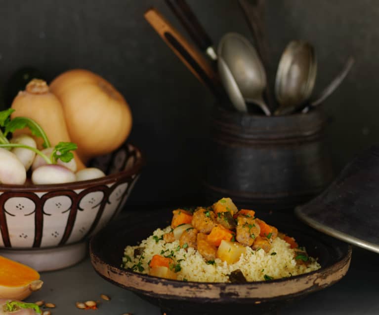 Couscous d'agneau et de légumes (bidawi)