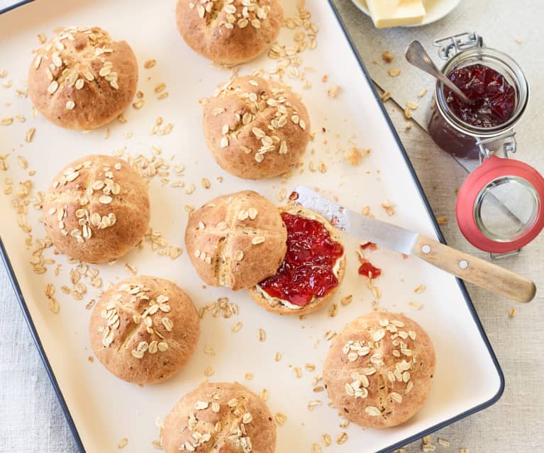 Bollos de espelta y queso fresco