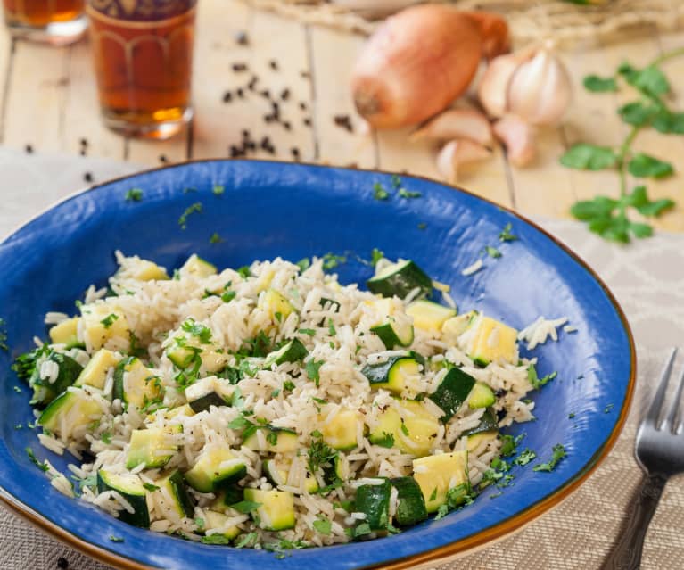 Riso basmati con zucchine, pepe e coriandolo