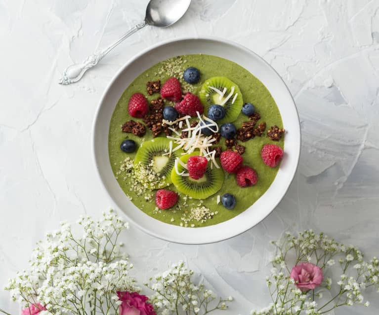 Green smoothie bowl