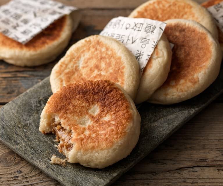 Hotteok (sweet filled pancakes)