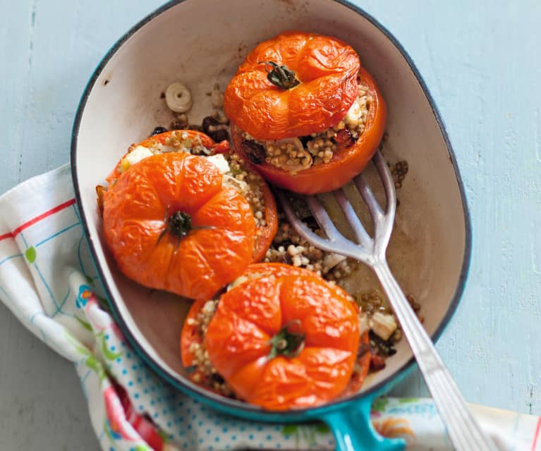 Tomates farcies au kasha, à la feta et au basilic