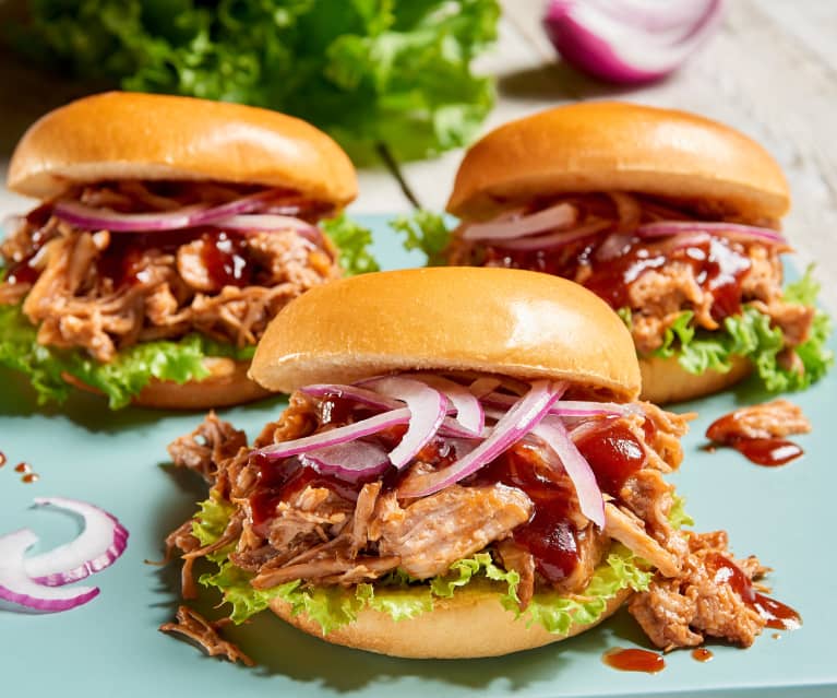 Pulled pork burgers