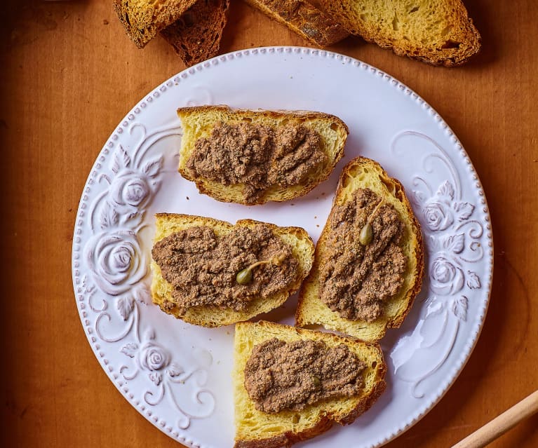 Crostini con crema di milza