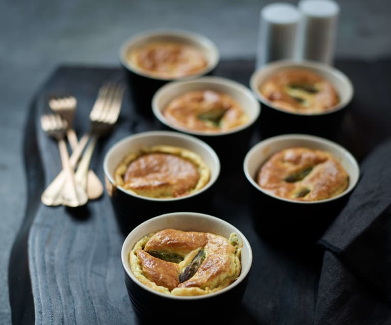 Soufflés de bacalhau e espargos verdes