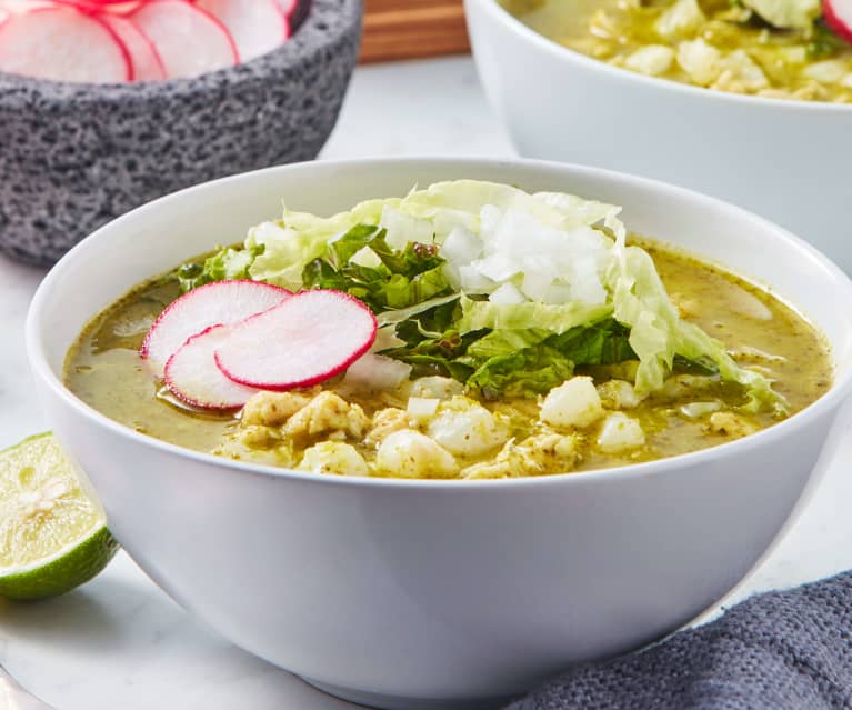 Pozole verde con pollo (Black Diamond)