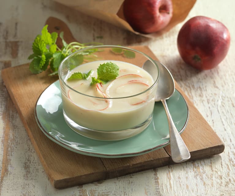 Apfel-Sellerie-Suppe