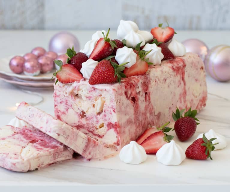 Strawberry and meringue semifreddo