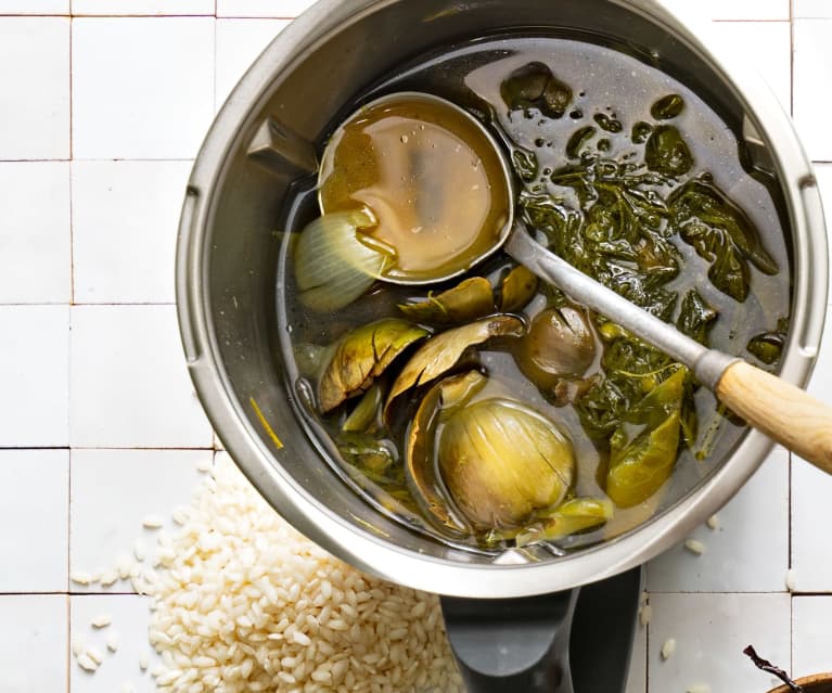 Risotto de printemps au bouillon d'épluchures