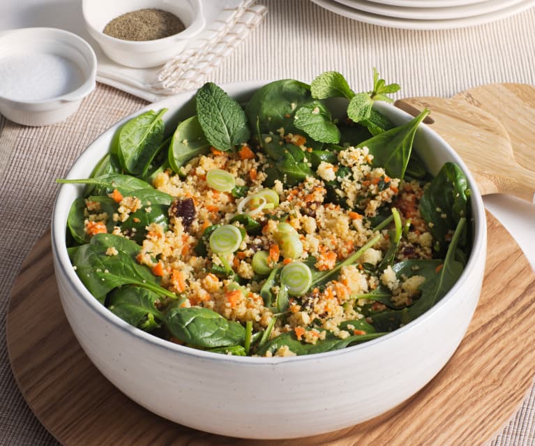 Ensalada de cuscús con dátiles y almendras