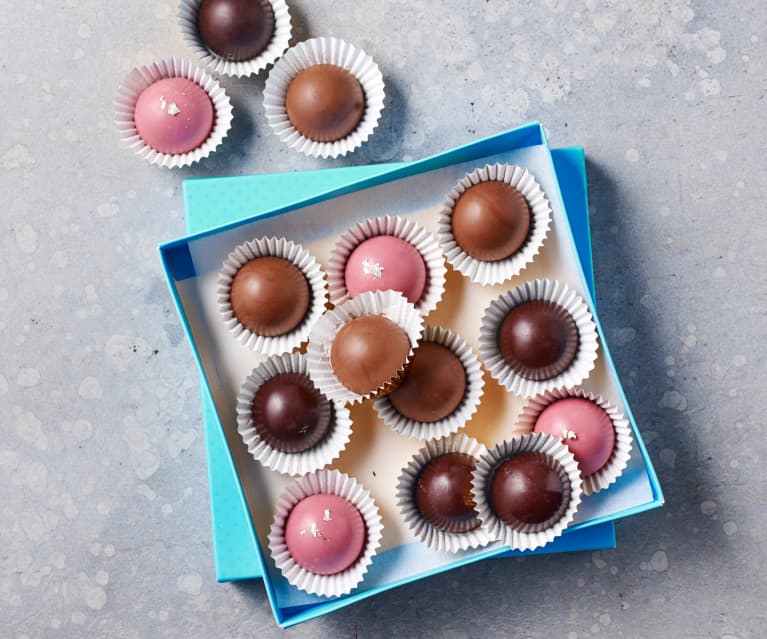 Hazelnut caramel bonbons (TM6)