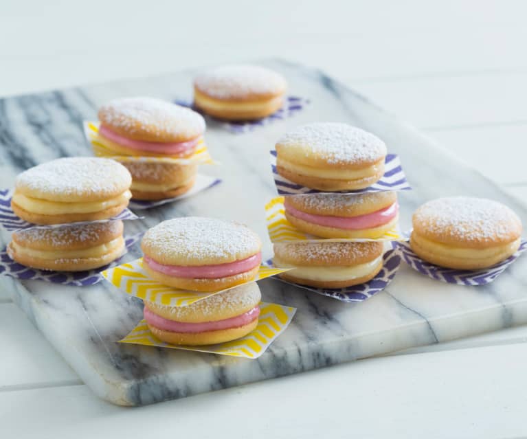 Whoopie pies