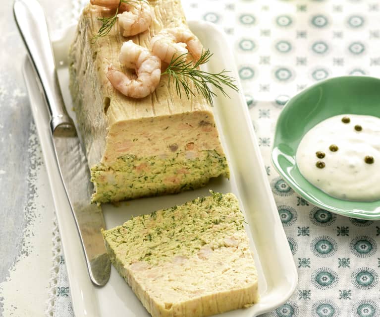 Terrine cá hồi với sốt tiêu kem