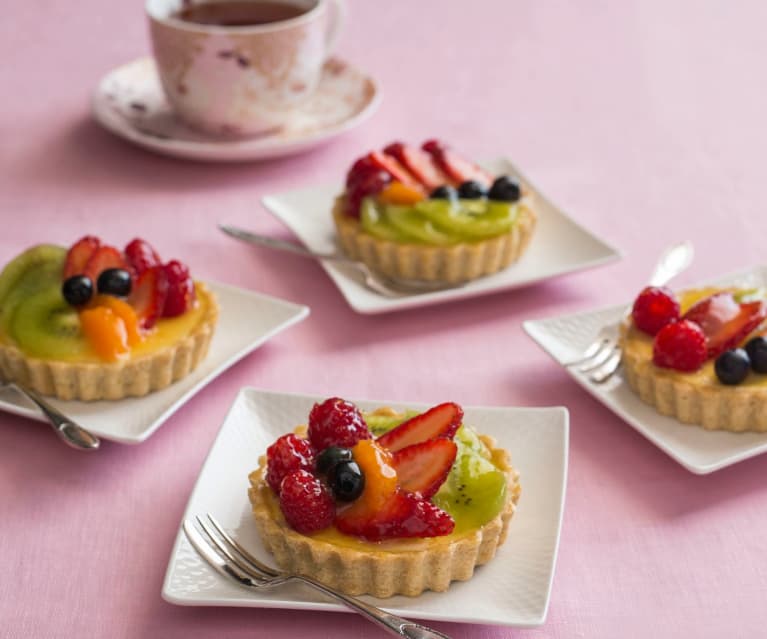 Gluten free fresh fruit and cream cheese tarts