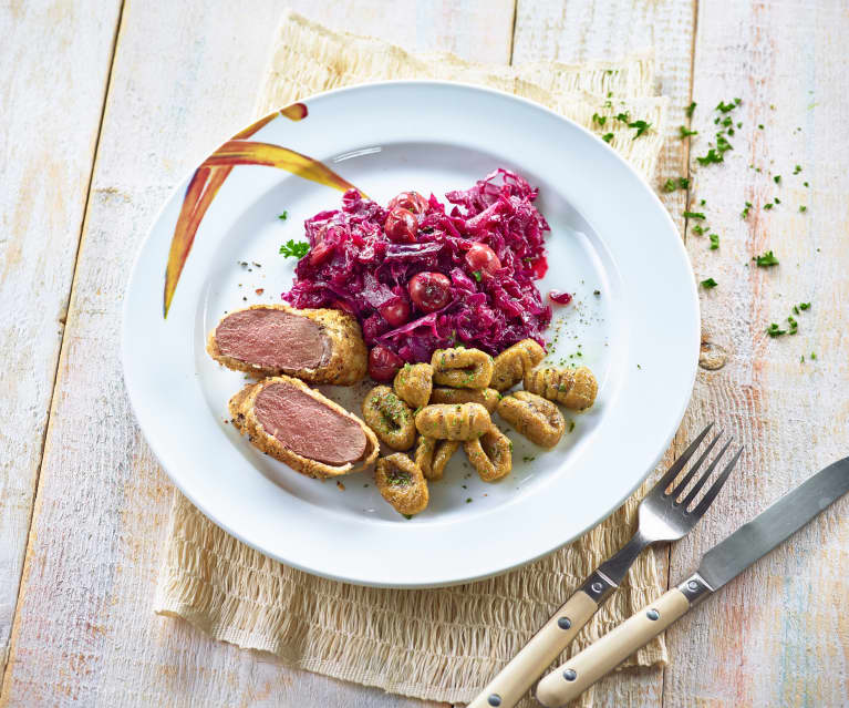 Pilz-Gnocchi mit Rehfilet und Kirsch-Rotkohl