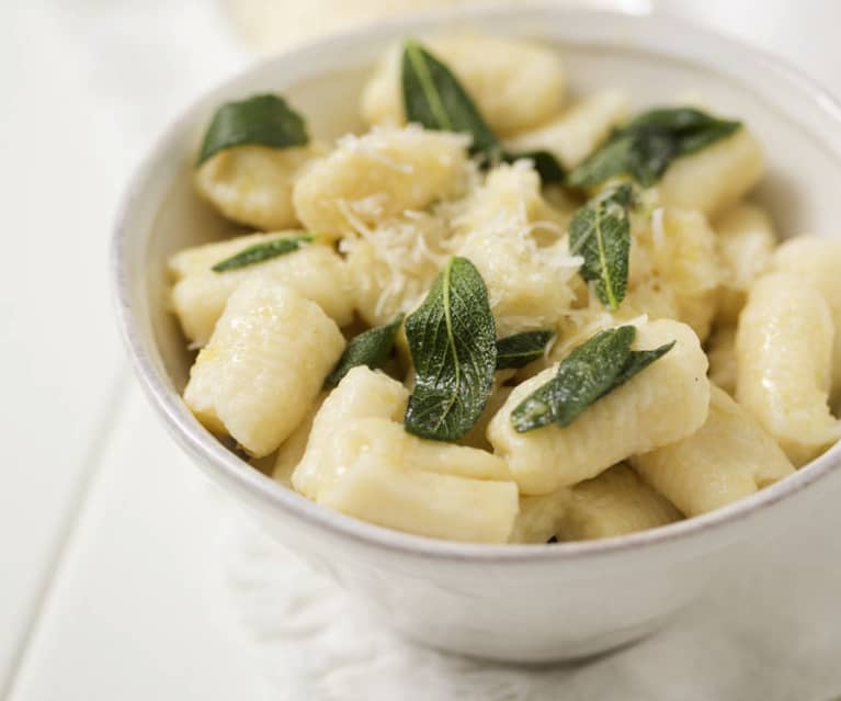 Gnocchi di patate con zucchine - Cookidoo® – the official Thermomix® recipe  platform