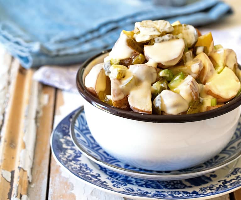 Ensalada de papas con aliño alemán