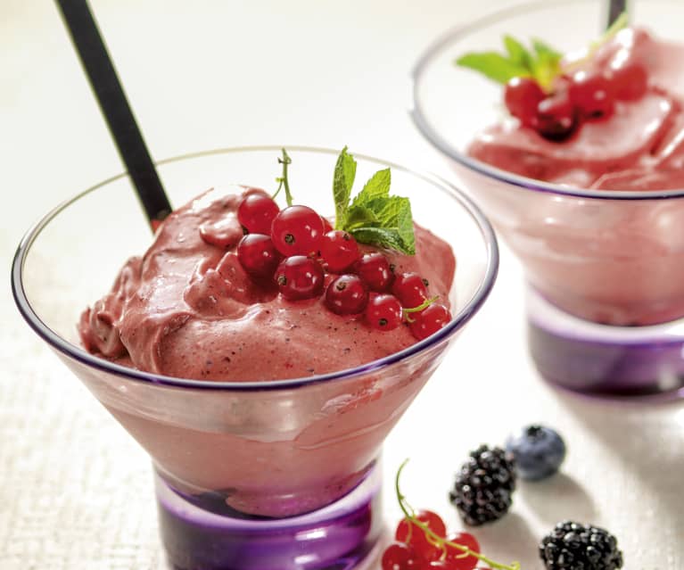 Mousse glacée aux fruits rouges