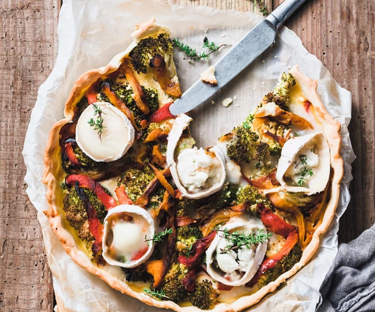 Quiche au brocoli, poivrons grillés et chèvre