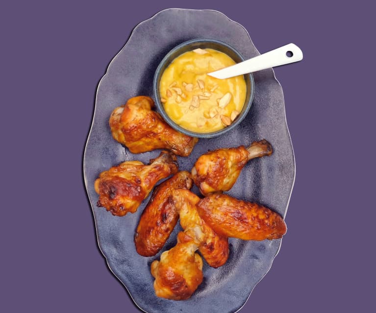 Chickenwings mit Erdnuss-Sauce