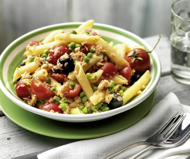 Pasta salad with trout and vegetables