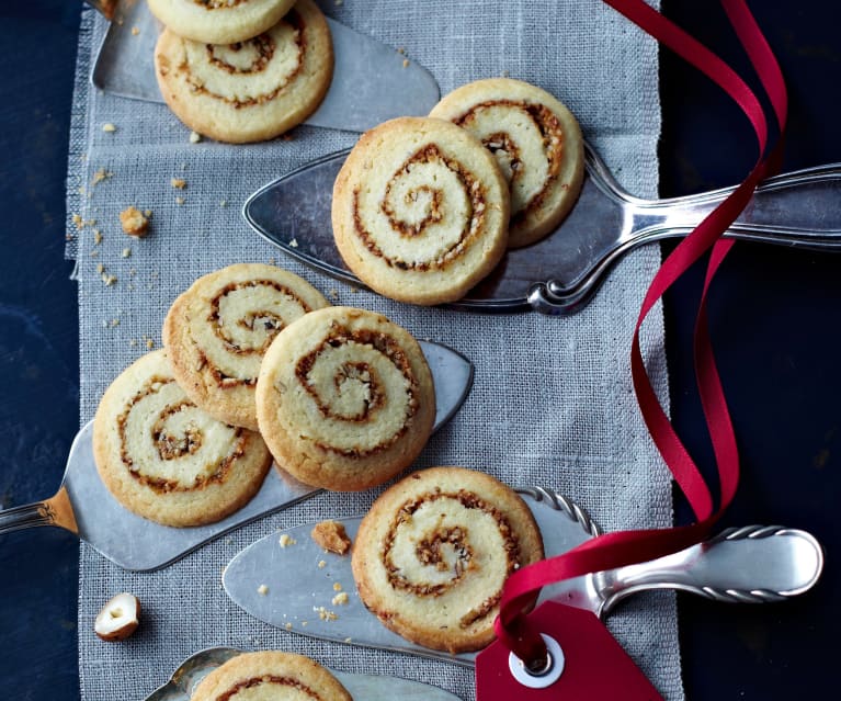 Haselnuss-Sirup-Schnecken