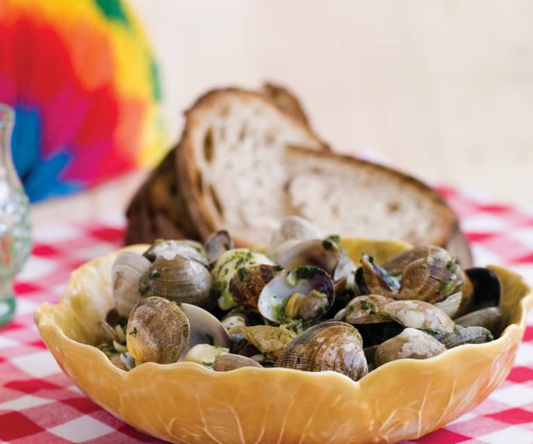 Clams with Garlic Sauce