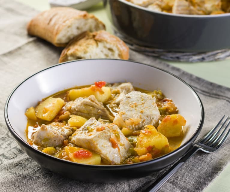 Tuna stew with potatoes