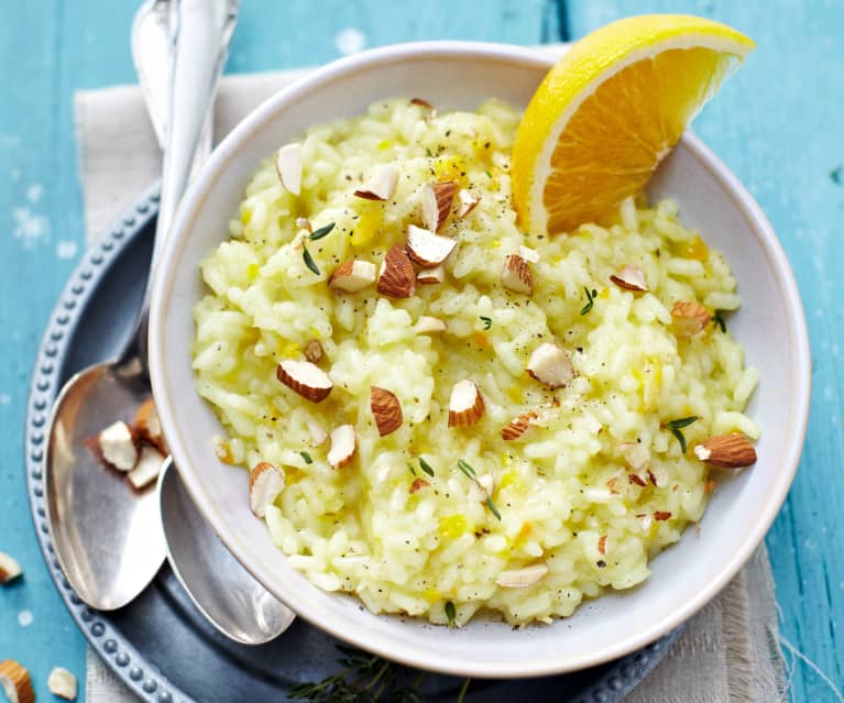 Orangen-Risotto mit Mandeln