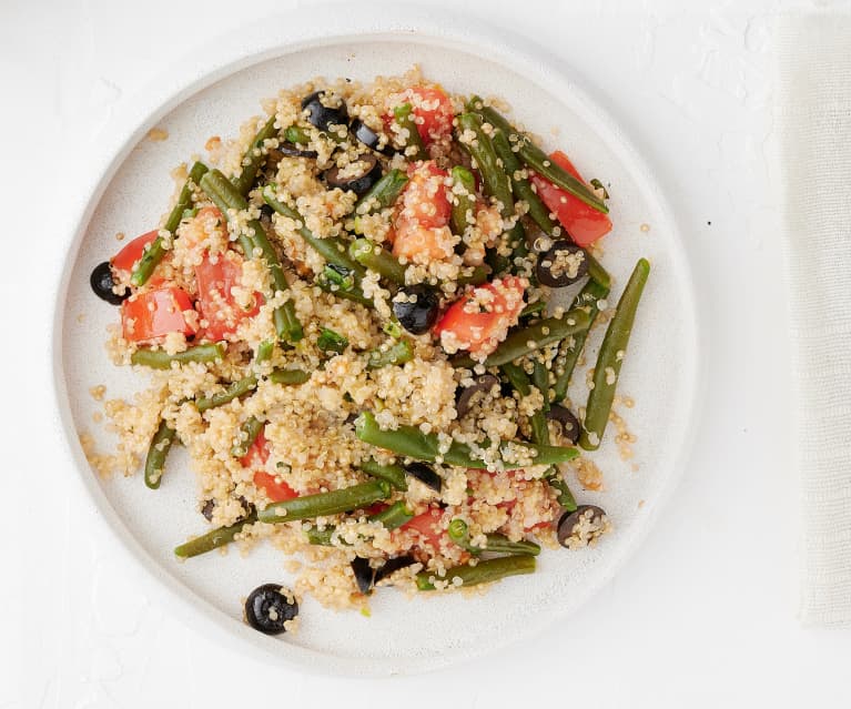 Salada de quinoa e feijão-verde