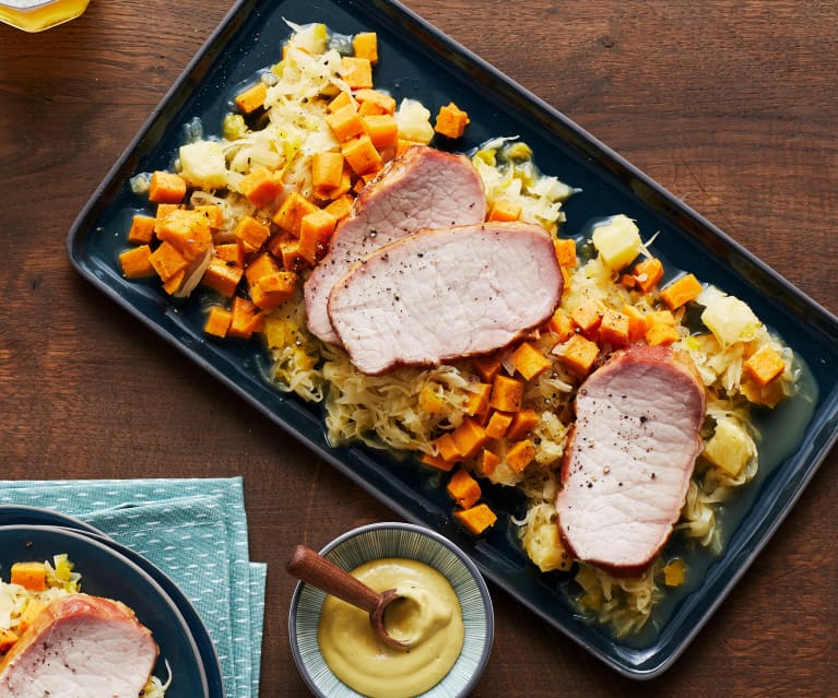 Paprika-Ananas-Sauerkraut mit Süßkartoffeln und Kassler